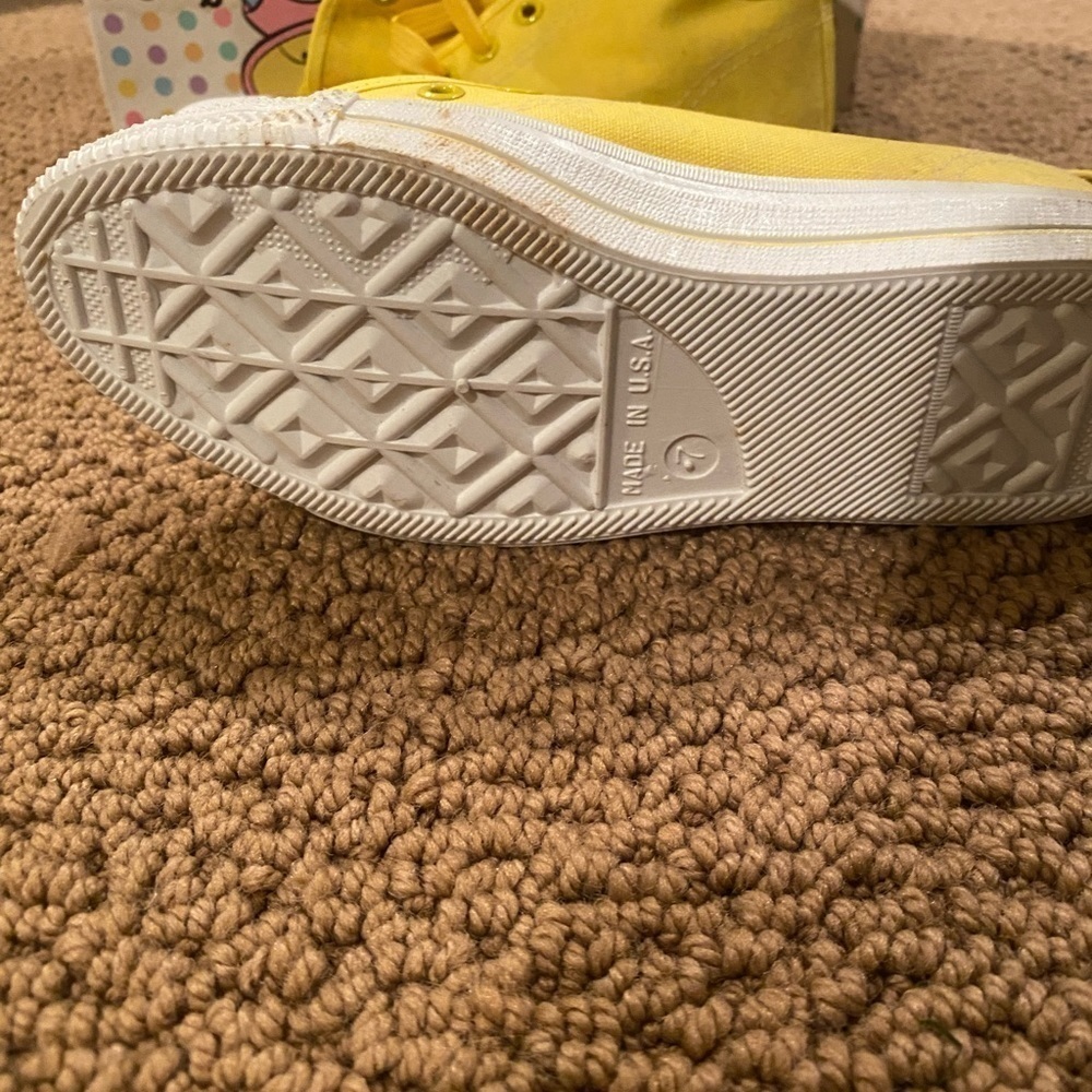 Vintage Mickey & Minnie Mouse X Floral Converse Shoes - Picture 7 of 10